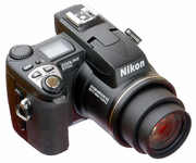 Продам в б/у фотоаппарат Nikon Coolpix 5700  2300 грн