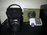 Цифровой фотоаппарат Fujifilm Finepix S4000 с полным набором аксессуар