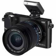 Камера Samsung NX210 Kit